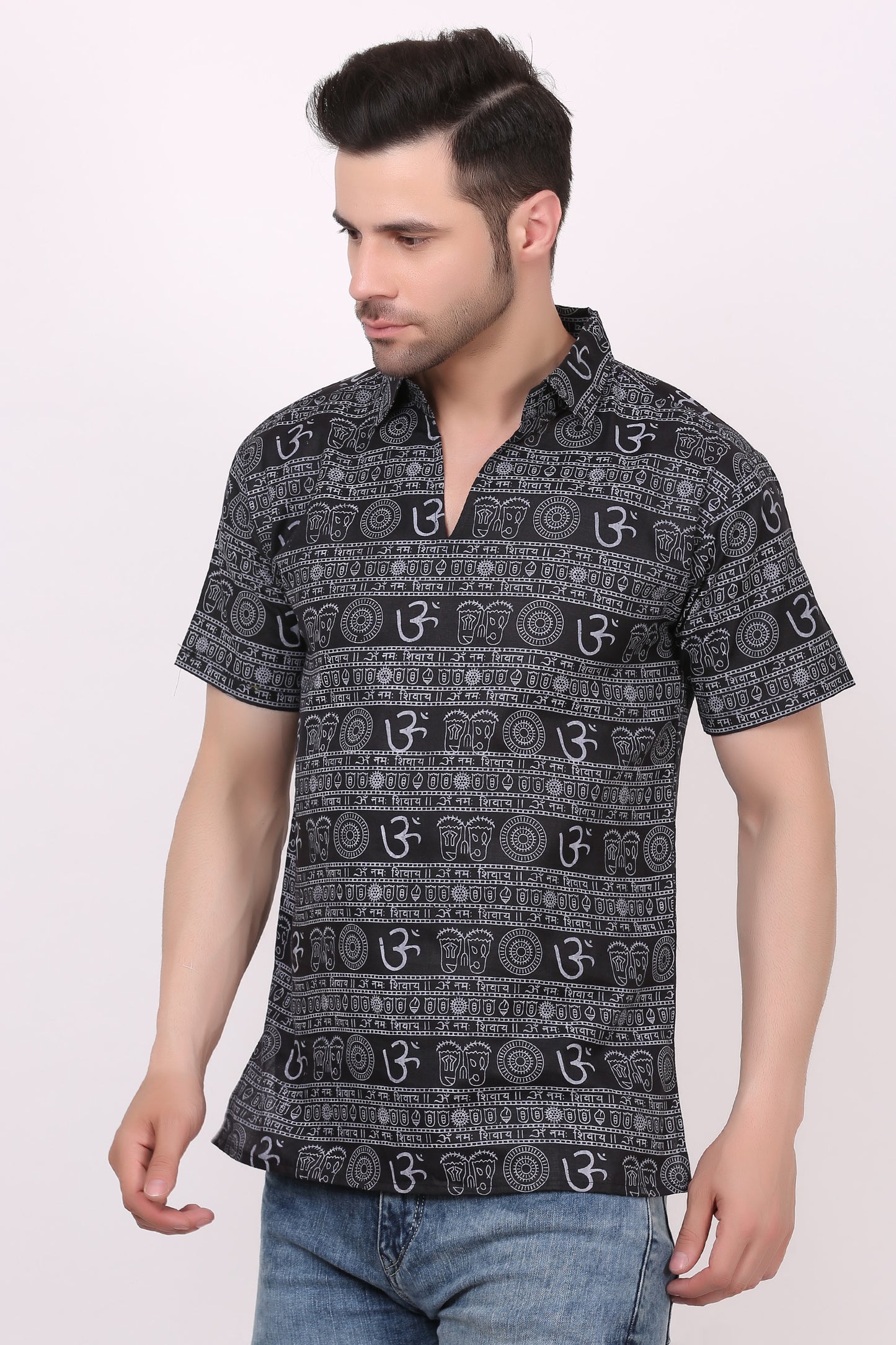 AXOLOTL Premium Om Mantra Religious Print Cotton Blend Men Short Kurta