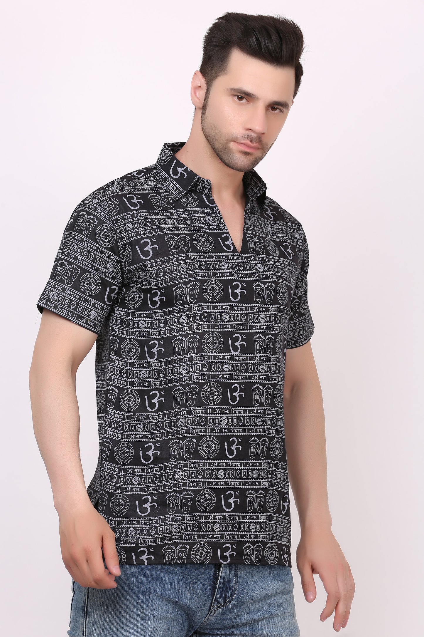 AXOLOTL Premium Om Mantra Religious Print Cotton Blend Men Short Kurta