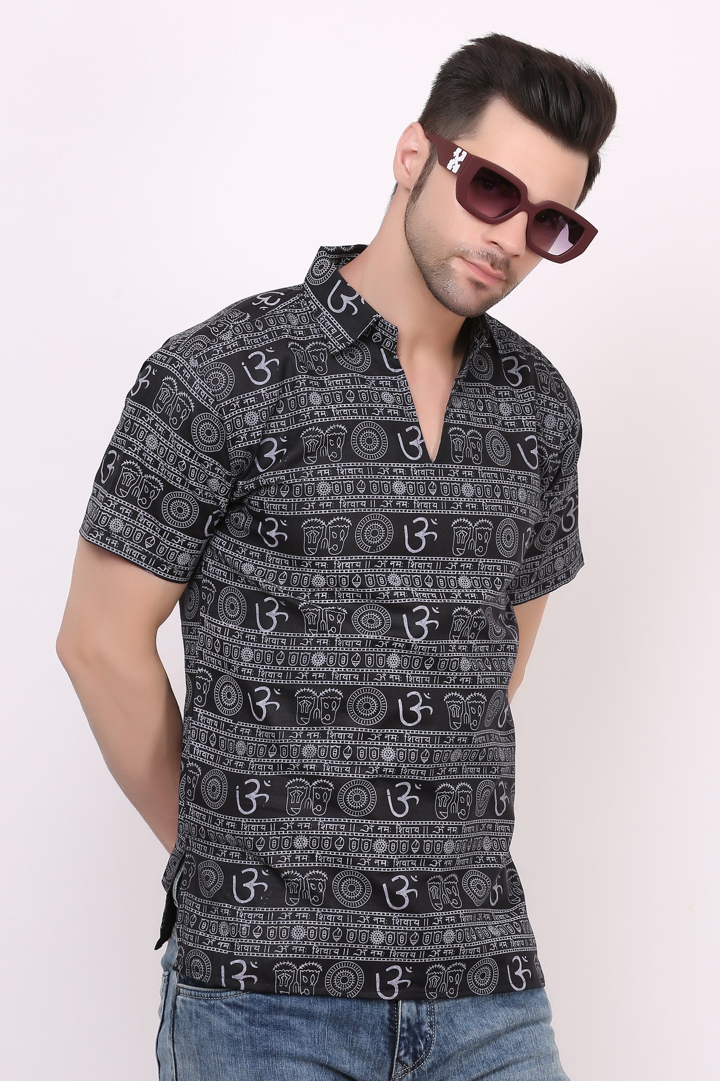 AXOLOTL Premium Om Mantra Religious Print Cotton Blend Men Short Kurta